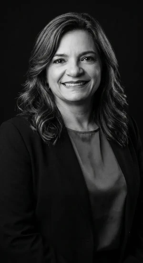 Dra. Mendes - Gestora e Parecerista na EJC Advocacia